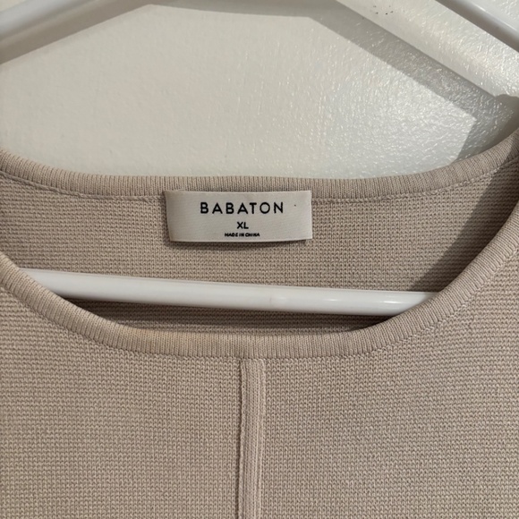 Babaton XL crop top - Picture 3 of 4